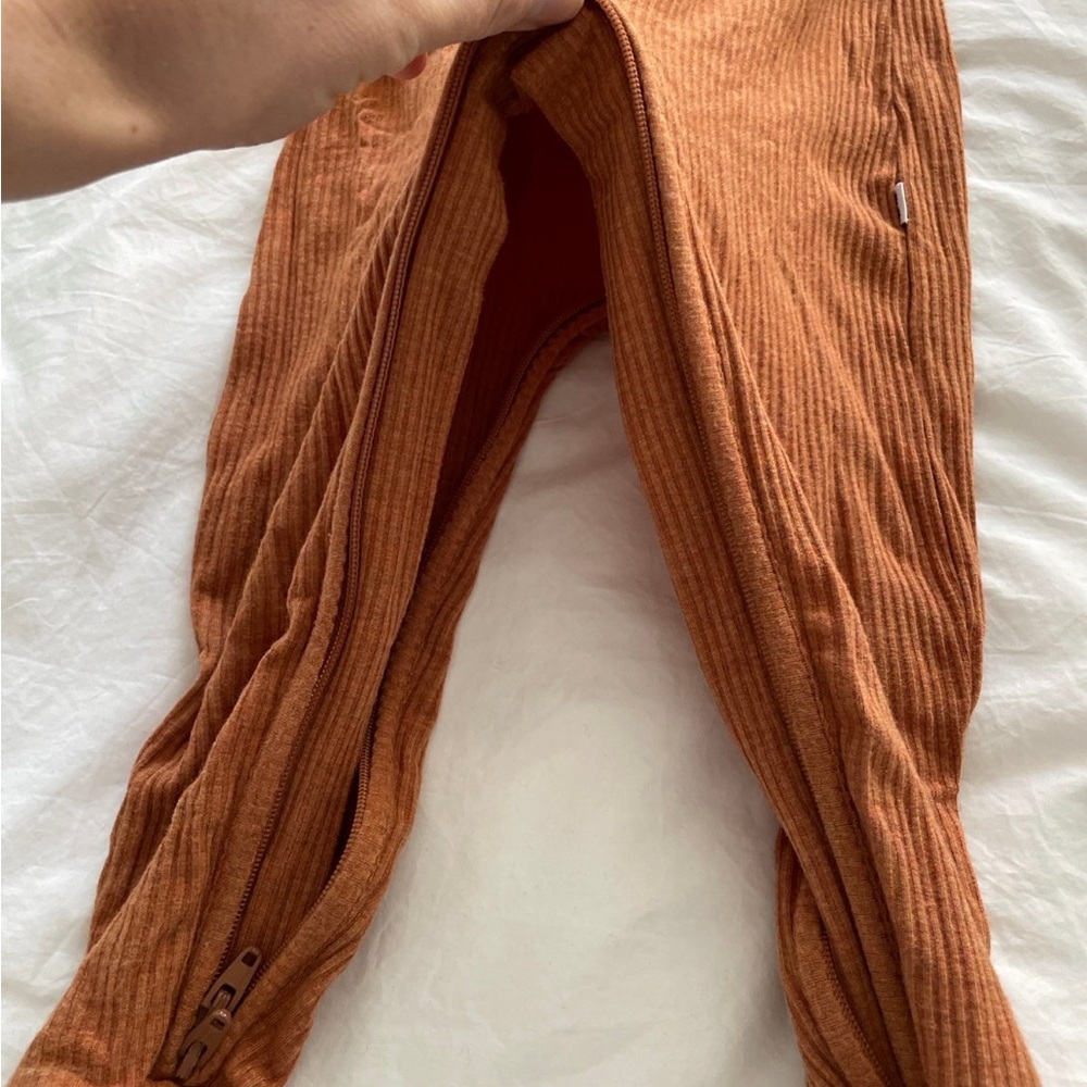 Little sleepies heather spice ribbed crescent zippie